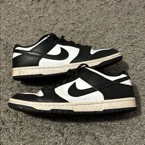 Nike dunk low panda